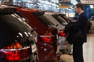 cars-russia-sales-fall