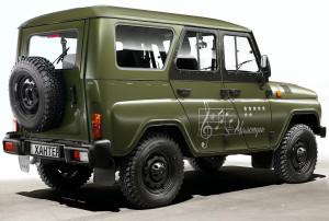 uaz_hunter_pobednaya_seria-3