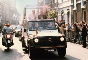 John Paul II on tour in his Mercedes-Benz 230 G