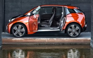2018-BMW-I3-red-color-side-view