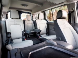 Ford-Transit_Connect_Wagon-2019-1280-09