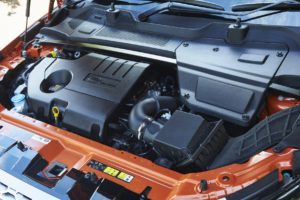 Land-Rover-Discovery-Sport-2016-Ingenium-turbodiesel-engine