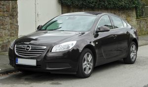 800px-Opel_Insignia_2.0_CDTI_Ecotec_Selection_–_Frontansicht,_13._März,_Wülfrath