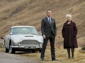 В Skyfall – Джеймс Бонд с Aston Martin DB10 2015