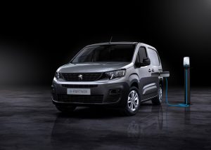 2021-peugeot-e-partner-electric-van-4