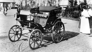 Първият руски автомобил, направен от Яковлев и Фрезе.