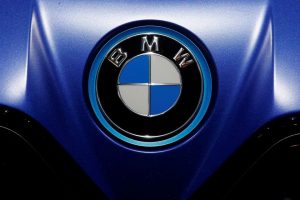 Логото на BMW - по време на автомобилното изложение в Мюнхен, IAA Mobility в Мюнхен, Германия