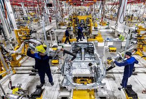 Mercedes-Benz похарчи 275 милиона долара за откриване на най-съвременен завод близо до Москва през 2019 г. за производство на седан E-Class и бъдещи SUV