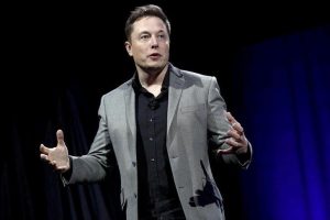 Главният изпълнителен директор на Tesla Илон Мъск говори на събитие в Хоторн, Калифорния, REUTERS/