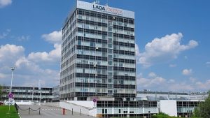 Общ изглед на завода за производство на автомобили Lada Ижевск, който е част от руския автомобилен производител АвтоВАЗ, в град Ижевск, Русия
