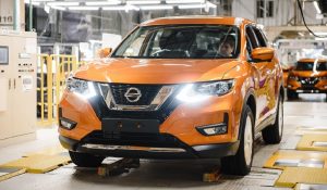 Новый Nissan X-Trail встал на конвейер завода Nissan в Санкт-Петербурге