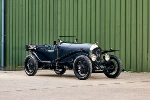this-37-million-bentley-is-the-first-car-entered-in-the-first-le-mans-24-hours-race_7
