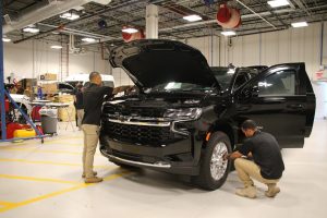 gm-defense-wins-contract-to-build-armored-suvs-for-the-us-government_2
