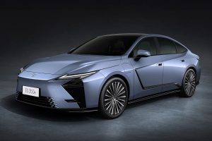 Lexus ES-350e 2025