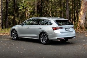Чешкият автомобилен производител също така ще представи новата ŠKODA Octavia Combi за първи път на автомобилното изложение в Женева