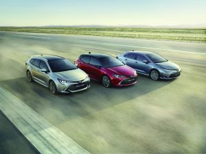 1920_2019-toyota-corolla-family-01-647519-2