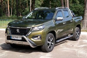 Peugeot-Landtrek-900x600