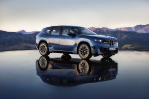 all-new-2026-bmw-ix3-electric-suv-debuts-with-futuristic-design-463-hp-and-500-mile-range_6