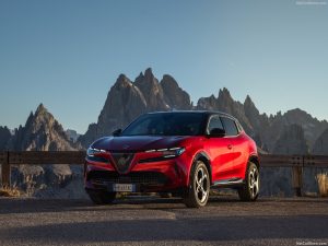 Alfa_Romeo-Junior_Sport_Speciale-2026-1280-5b73ea5c2358d76e0700d671408beadbfe