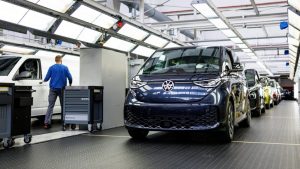 EV-Electric-cars-AFP-1K-03-1024x576