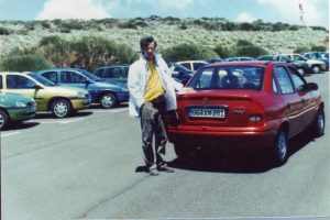 На паркинга на Астрофизическия институт за изследване на Слънцето на Гран Канария. Там Панчев е поканен дори да разгледа обсерваторията на NASA.