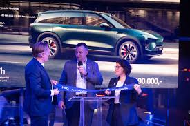 Откриване на шоурума на Nio autowallis Будапеща, Унгария. Церемония по откриването на новия шоурум.