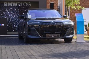bmw-m760e-24