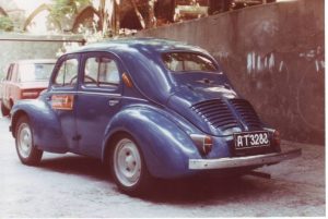 Ретро реното на гл. редактор на "Авто Мото Свят" в периода 1996-2003 г....