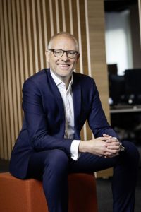 Stefan Mecha комерсиял