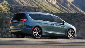 2027 Chrysler Pacifica