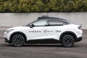 nissan_leaf_wayve_taxi
