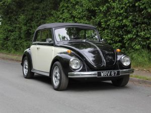 Beetle остава най-продаваното превозно средство в автомобилната индустрия до края на 1990 г., когато е изместен от Toyota Corolla