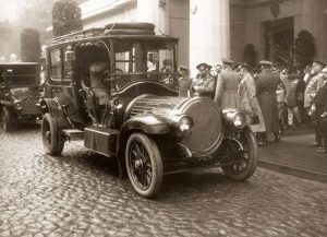 Николай II получава френски Delaunay-Belleville
